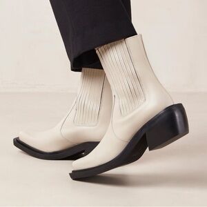 •Alohas• Ranch Boots